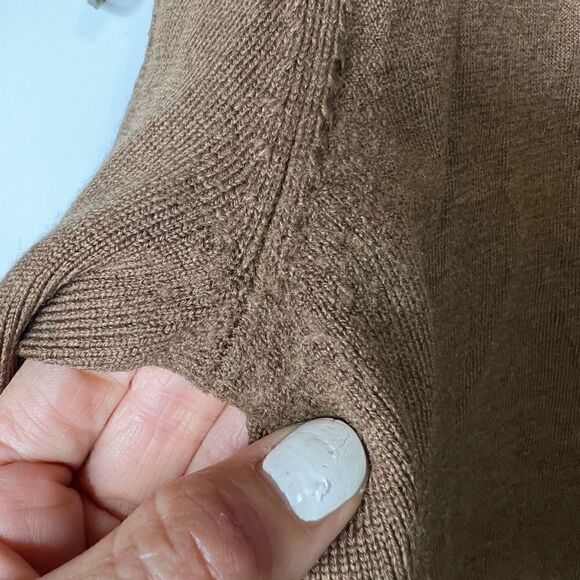 Brooks Brothers Brown Merino Wool Blend V-Neck Sweater - Picture 4 of 10